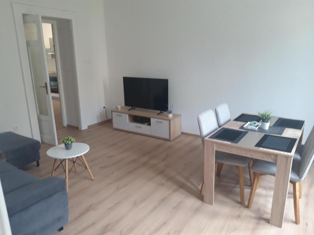 Apartman Matteo Rijeka Eksteriør billede